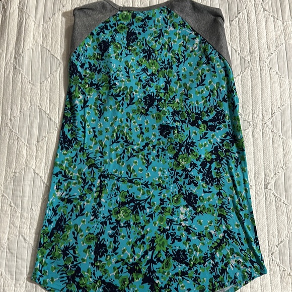 Lularoe size large 3/4 length shirt - Picture 5 of 5